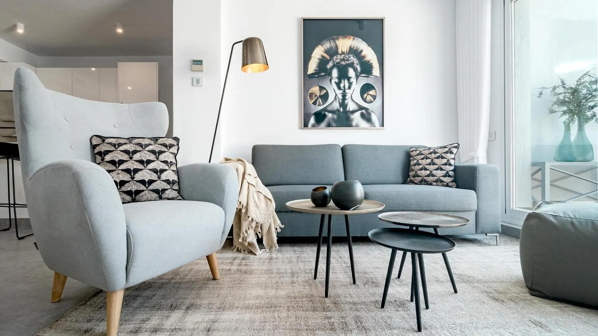 Ab3 - Spacious Holiday Home, Puerto Banus contacts