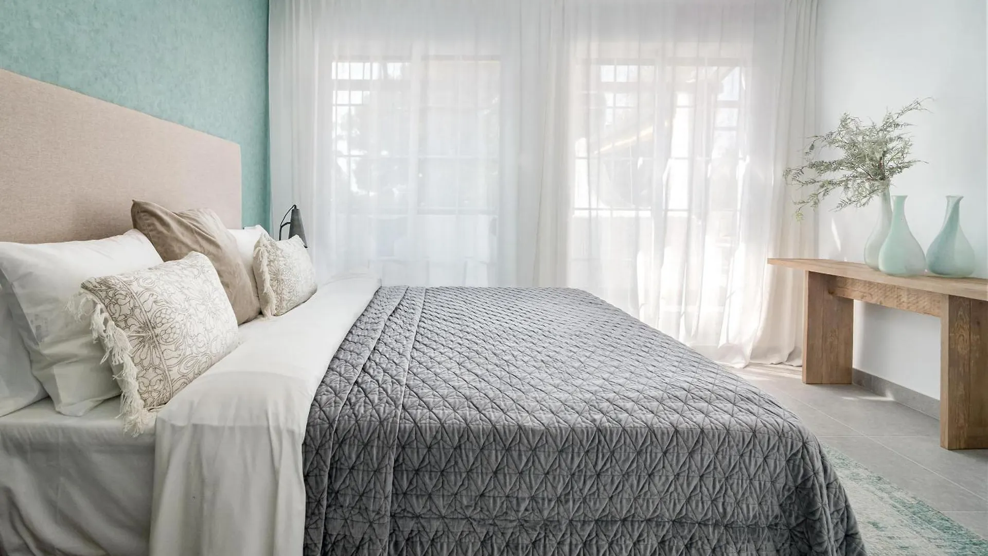 Ab3 - Spacious Holiday Home, Puerto Banus Μαρμπέλλα 0*,  Ισπανία